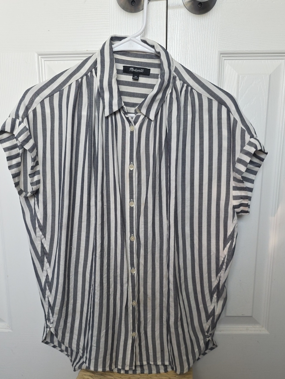 Madewell Gray and White Vertical Stripe Short-Sleeve Button-Down